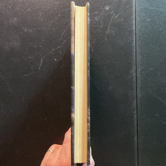 FIRST EDITION-RARE FIND Stephen King's The Girl Who Loved Tom Gordon - Picture 6 of 10